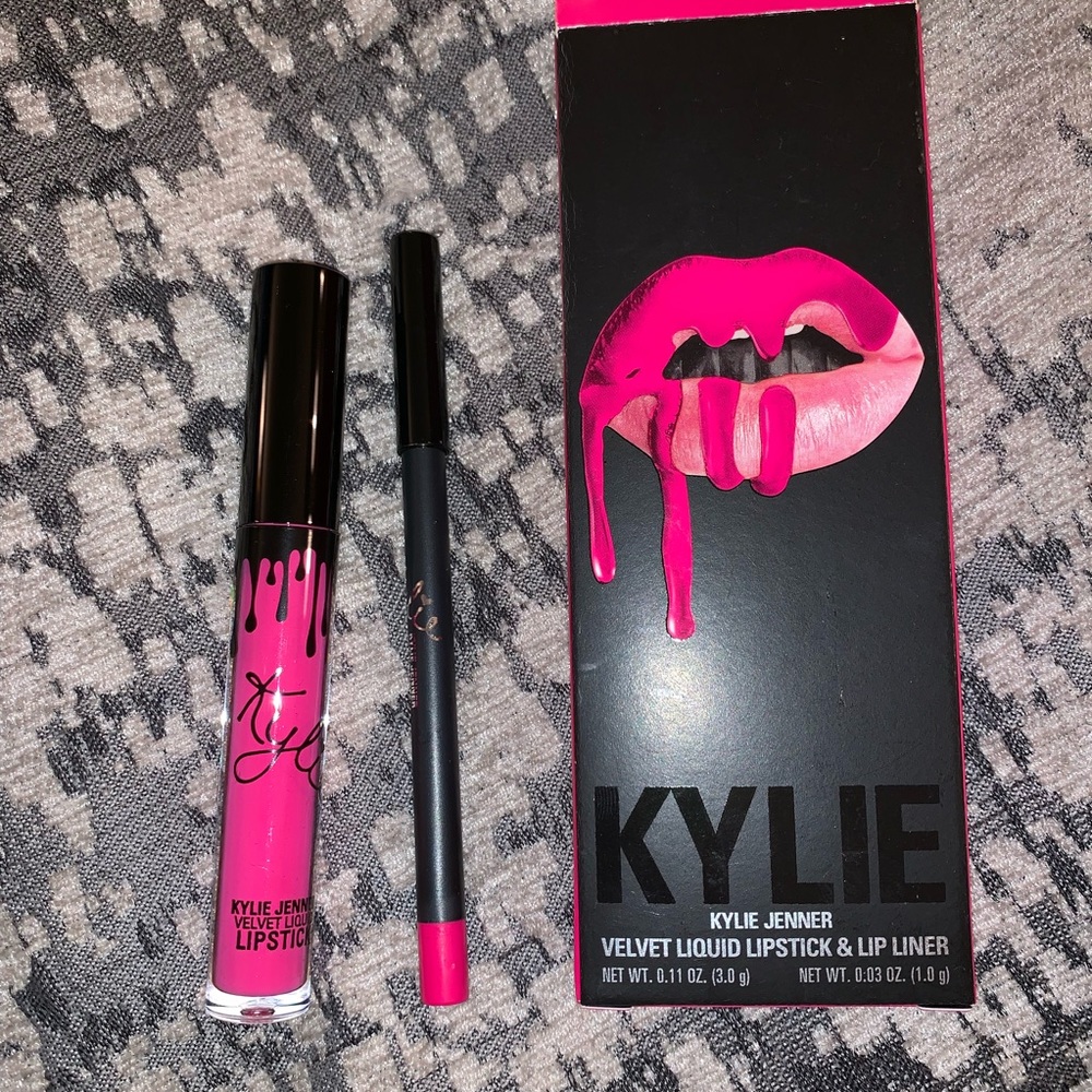 Kylie Cosmetics Say No More velvet lip kit